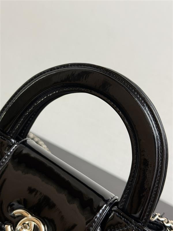 2026127215023160 950